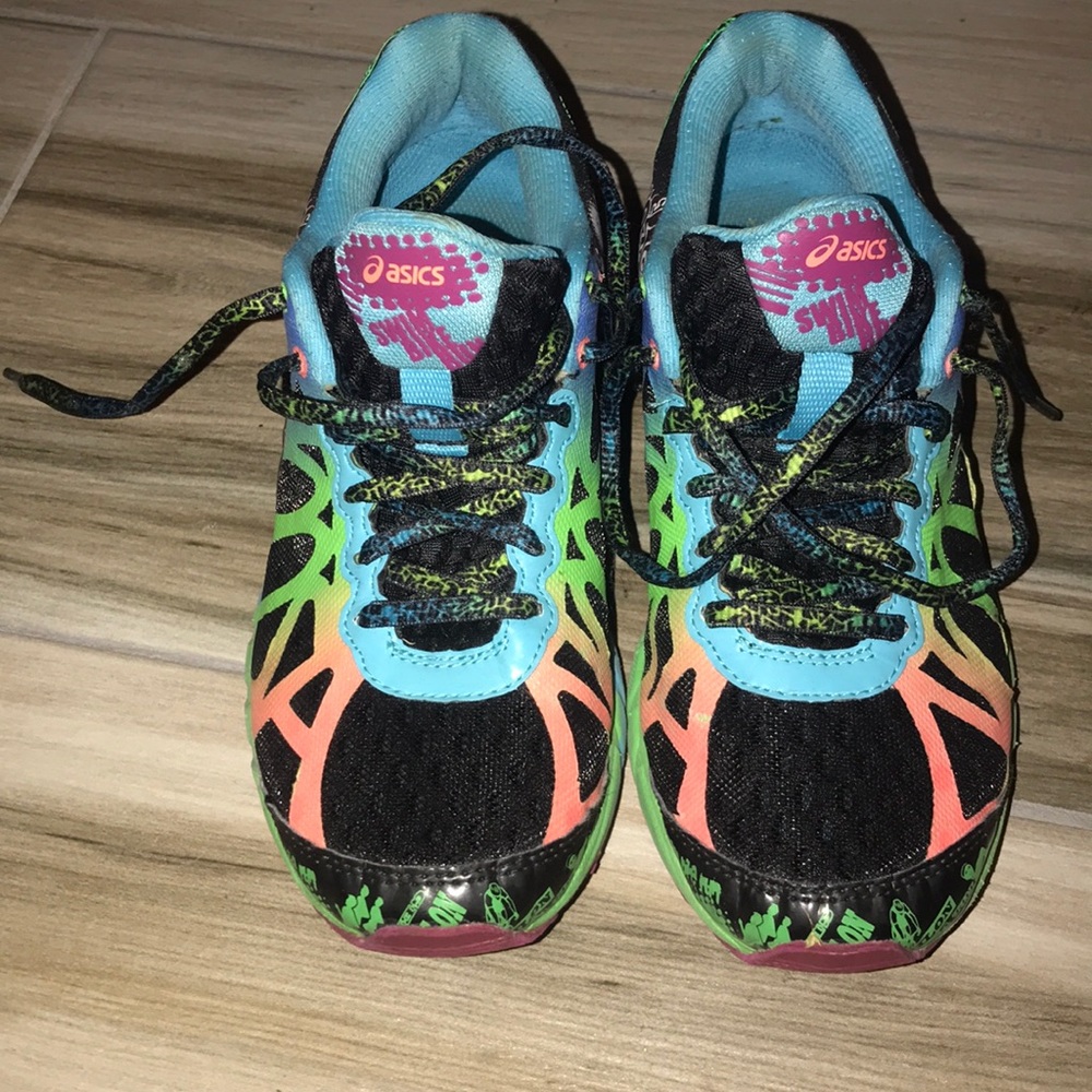 ASICS